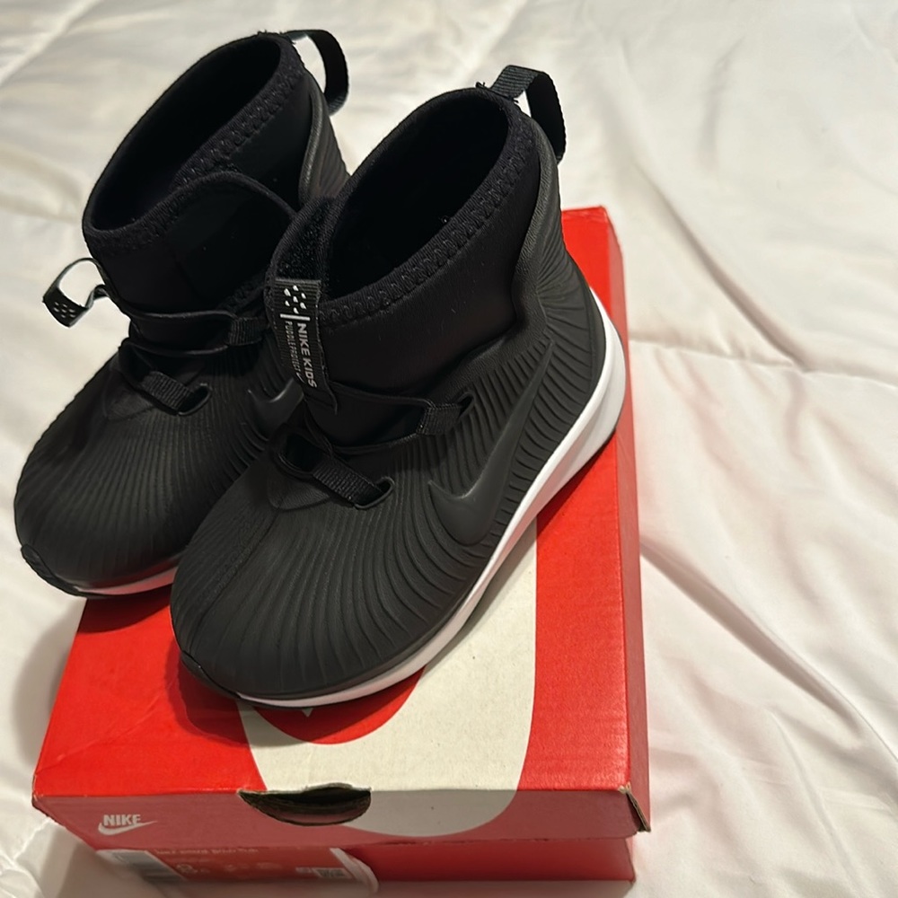 Nike boot